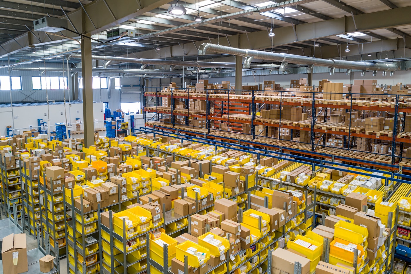 An organized ecommerce fulfillment warehouse